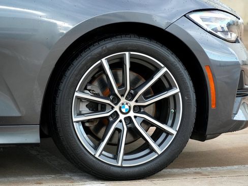 Used 2019 BMW 330i Sedan w/ Premium Package RWD image 30