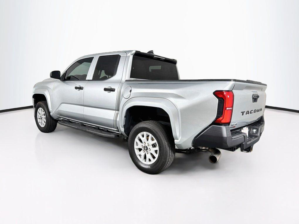 Used 2024 Toyota Tacoma SR AWD/4WD image 7