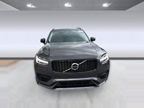 Certified 2023 Volvo XC90 T8 Ultimate AWD/4WD image 6