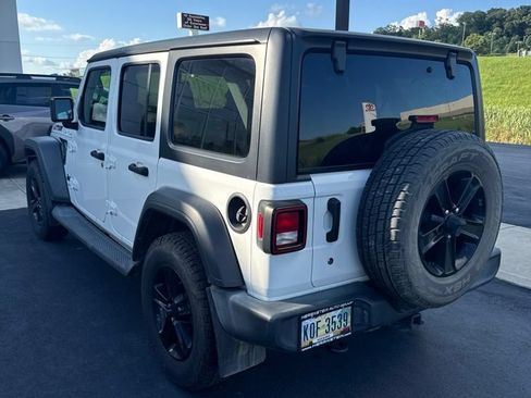 Used 2019 Jeep Wrangler Unlimited Sport AWD/4WD image 6