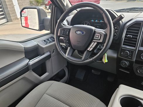 Used 2019 Ford F150 XLT w/ Equipment Group 302A Luxury image 9