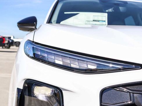 New 2026 Audi Q3 quattro 2.0T image 9