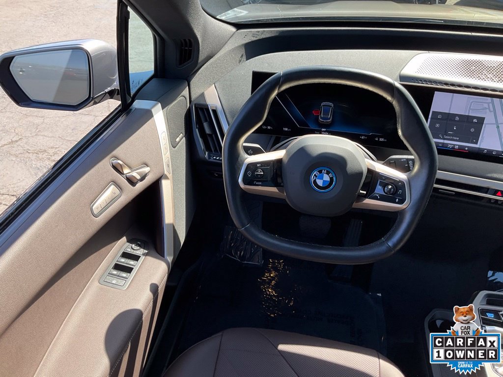 Used 2025 BMW iX xDrive50 w/ Premium Package AWD/4WD image 35