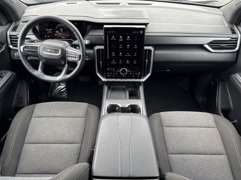 Used 2025 GMC Acadia Elevation image 14