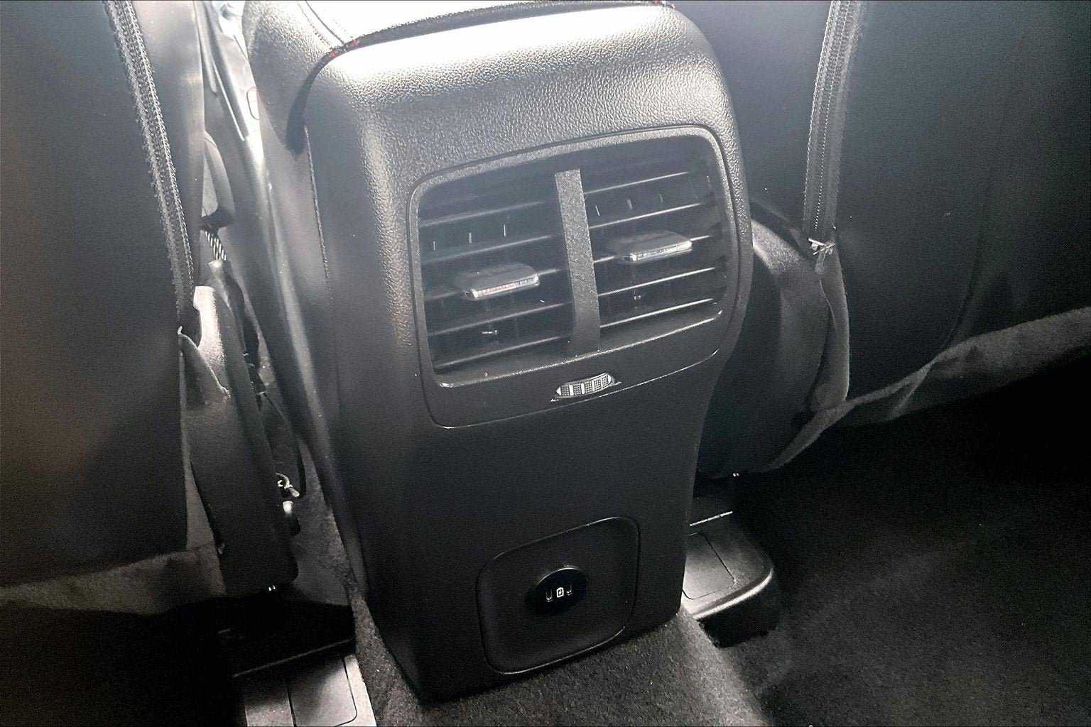 Used 2024 Ford Escape ST-Line AWD/4WD image 30