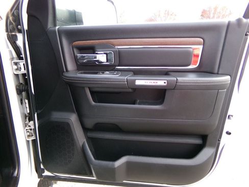 Used 2017 RAM 3500 Laramie image 14