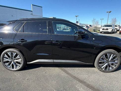 New 2026 Subaru Solterra Limited image 3