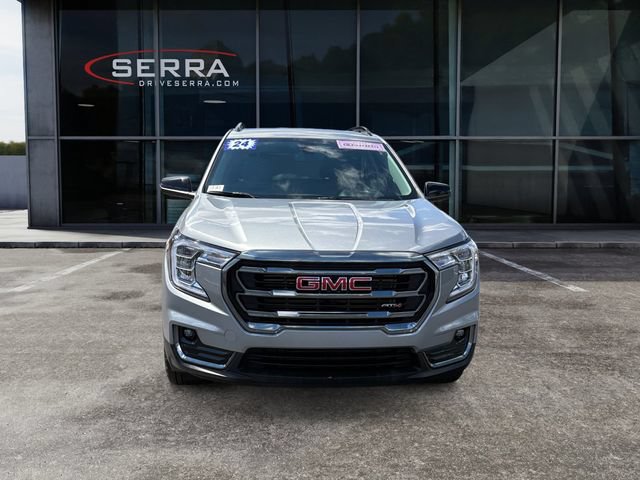 Used 2024 GMC Terrain AT4 w/ LPO, Floor Liner Package AWD/4WD image 8