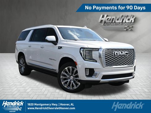 Used 2021 GMC Yukon XL Denali w/ Denali Premium Package AWD/4WD image 1
