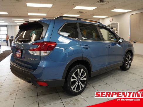 Used 2021 Subaru Forester Limited image 11