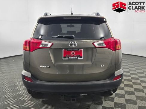 Used 2014 Toyota RAV4 LE FWD image 6