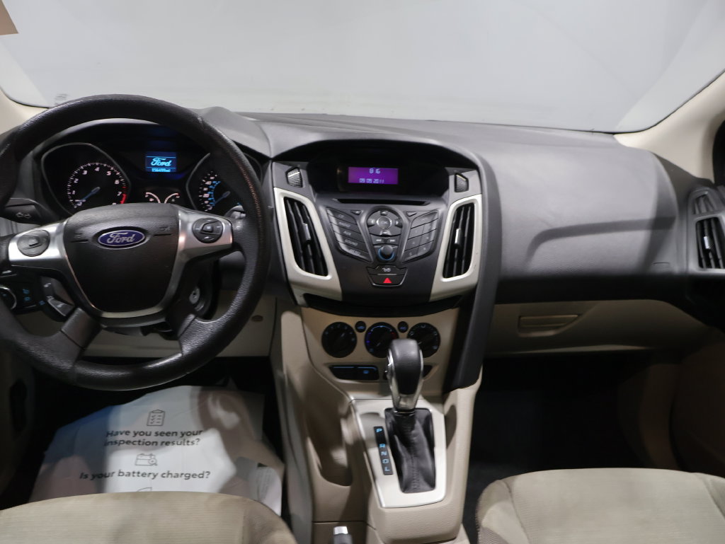 Used 2012 Ford Focus SE FWD image 21