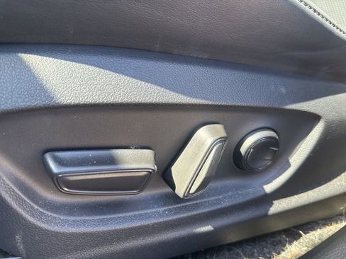 Used 2024 Toyota Crown Platinum image 25