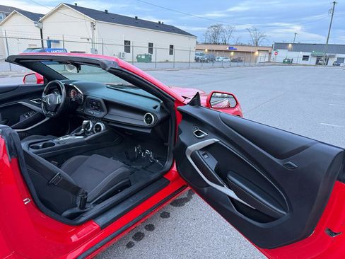Used 2020 Chevrolet Camaro LT RWD image 24