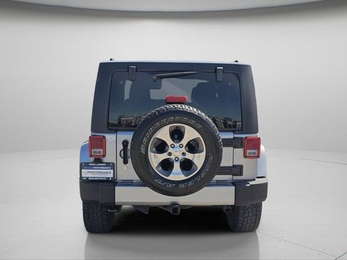 Used 2018 Jeep Wrangler Unlimited Sahara AWD/4WD image 20