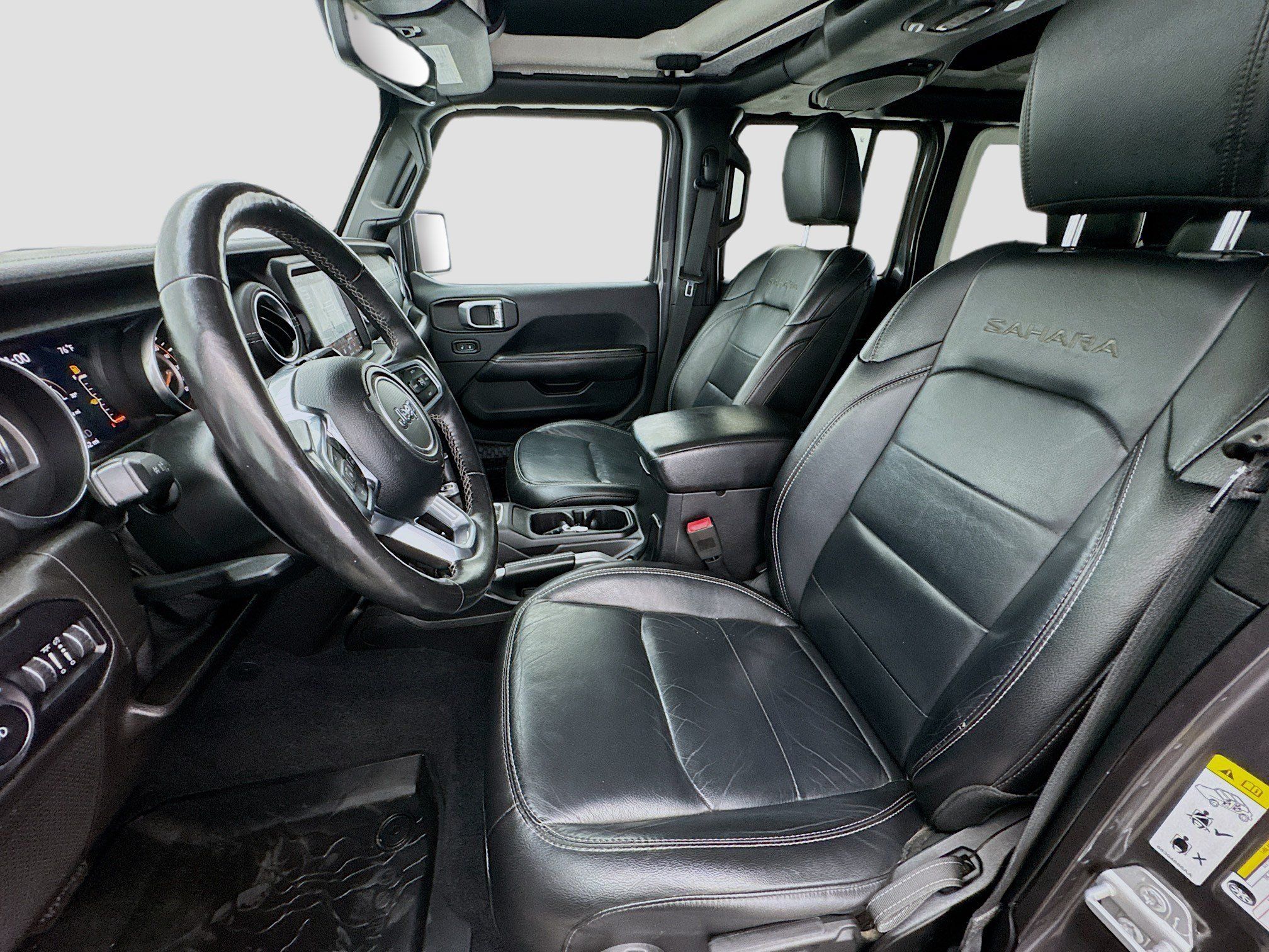 Used 2018 Jeep Wrangler Unlimited Sahara AWD/4WD image 13