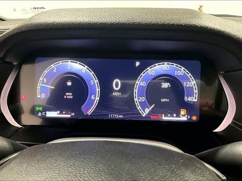 Used 2024 Jeep Grand Cherokee Altitude image 13