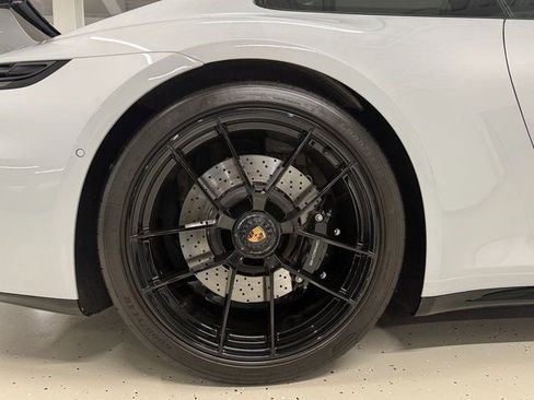 Certified 2025 Porsche 911 Carrera GTS image 14