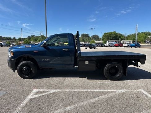 Used 2022 RAM 3500 Tradesman AWD/4WD image 4