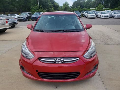 Used 2017 Hyundai Accent SE FWD image 2