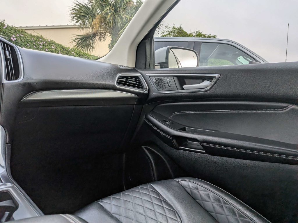 Certified 2024 Ford Edge Titanium AWD/4WD image 18