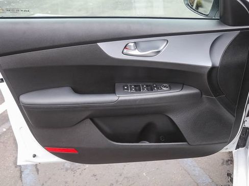 Certified 2023 Kia Forte LXS image 21