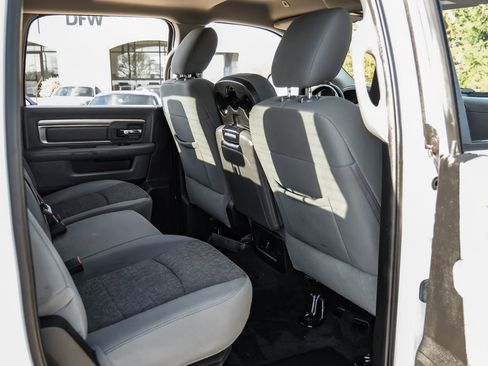 Used 2017 RAM 2500 Big Horn w/ Sport Appearance Group image 40