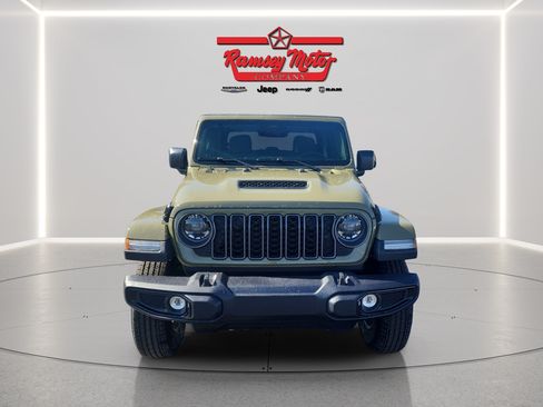 New 2026 Jeep Gladiator Sport AWD/4WD image 8