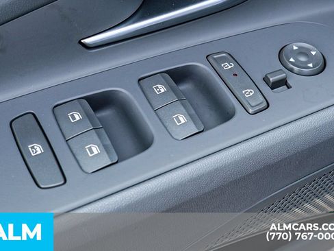 Used 2025 Hyundai Elantra Sport FWD image 45