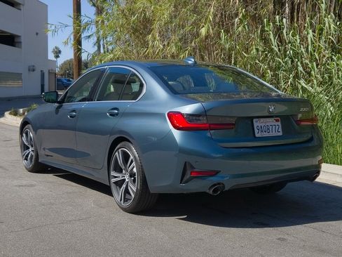 Used 2021 BMW 330i Sedan w/ Convenience Package image 29