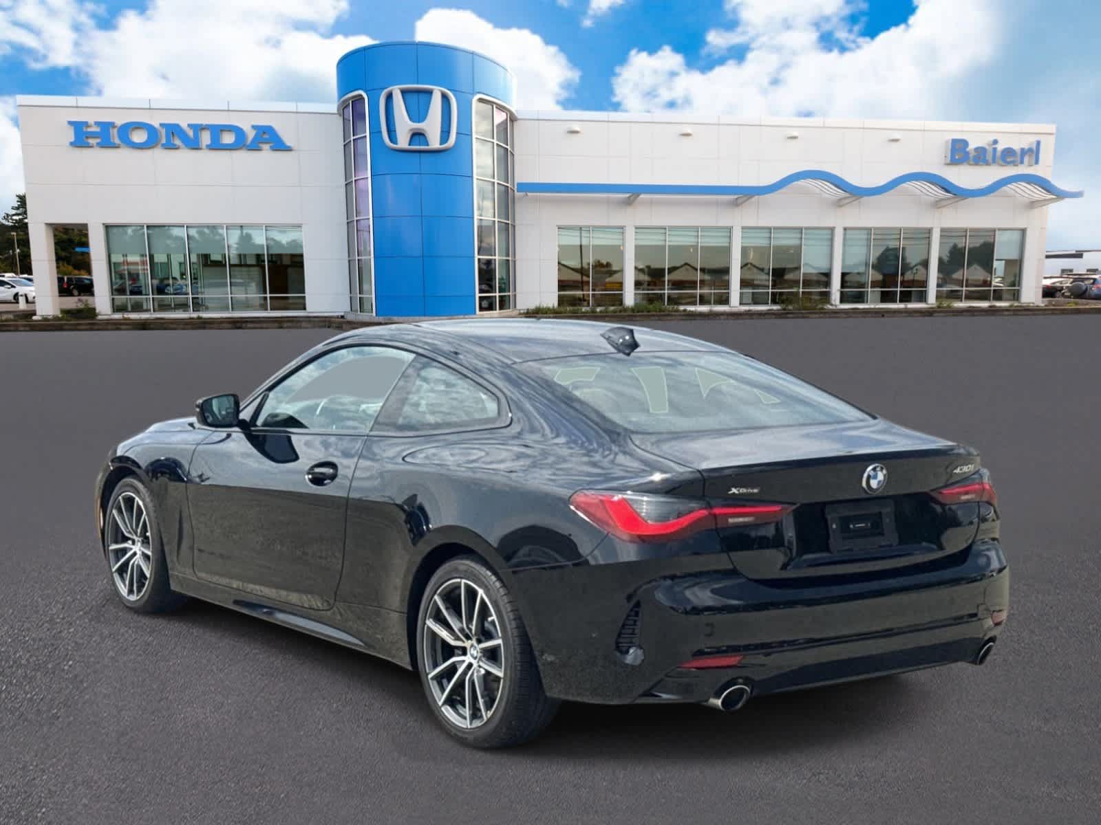 Used 2021 BMW 430i xDrive Coupe w/ Convenience Package AWD/4WD image 3