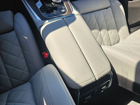 New 2026 BMW X5 xDrive40i w/ M Sport Package image 24