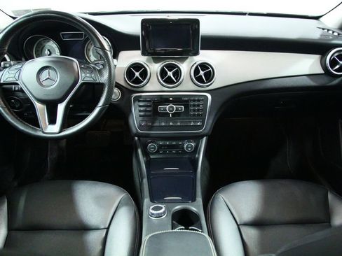 Used 2015 Mercedes-Benz GLA 250 4MATIC image 5