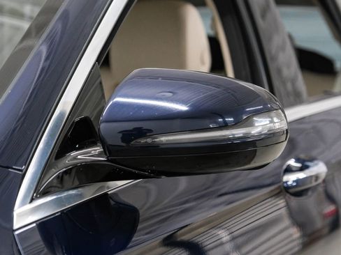 Used 2018 Mercedes-Benz E 400 4MATIC Wagon w/ Premium 2 Package image 36