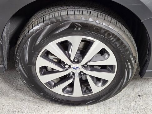 Certified 2025 Subaru Outback Premium w/ Popular Package #1A AWD/4WD image 10