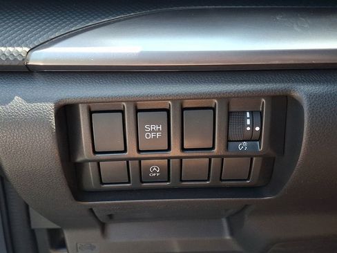 Certified 2023 Subaru Forester Premium AWD/4WD image 24