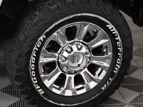 Used 2017 Ford F250 Lariat w/ Chrome Package AWD/4WD image 55