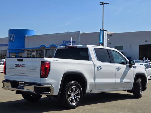 Used 2025 GMC Sierra 1500 SLT AWD/4WD image 7