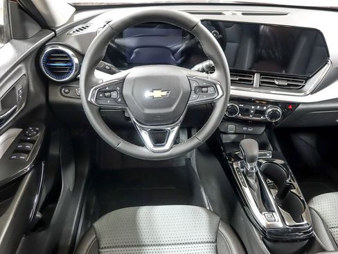 New 2026 Chevrolet Trax LT w/ Driver Confidence Package image 14