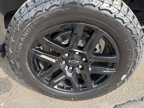 Used 2023 Chevrolet Silverado 1500 RST image 12