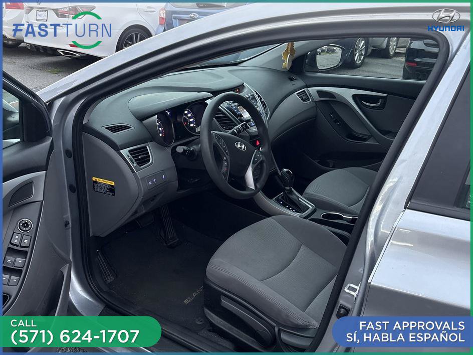 Used 2015 Hyundai Elantra SE w/ Option Group 02 FWD image 11