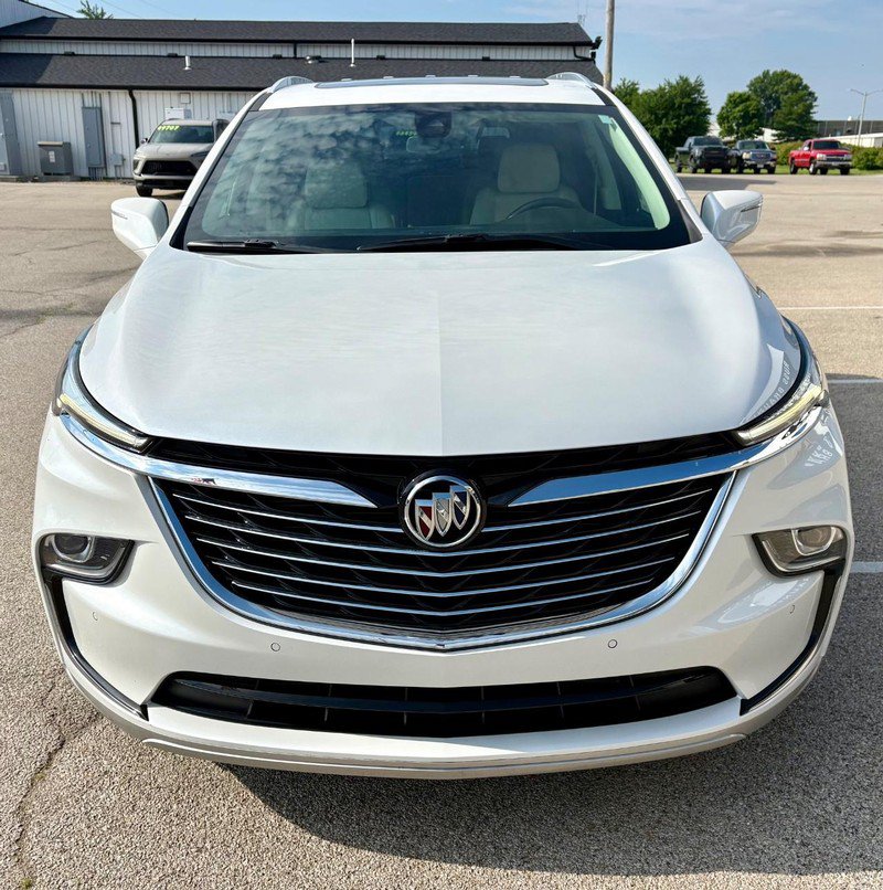 Used 2023 Buick Enclave Essence w/ Experience Buick Package FWD image 9