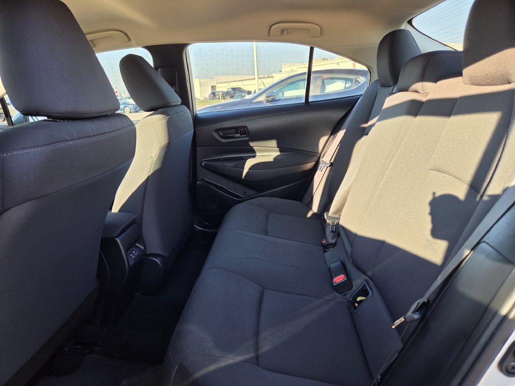 Used 2025 Toyota Corolla LE FWD image 26
