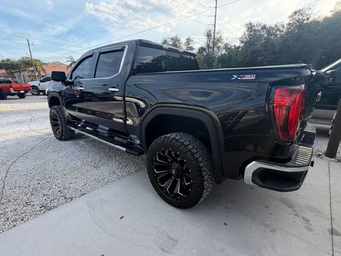 Used 2019 GMC Sierra 1500 SLT w/ SLT Premium Plus Package AWD/4WD image 5