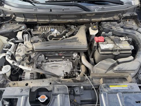 Used 2019 Nissan Rogue S w/ Special Edition Package FWD image 30