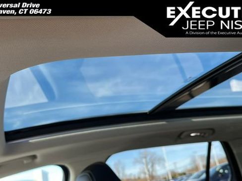 Used 2022 GMC Terrain Denali w/ LPO, Floor Liner Package image 11