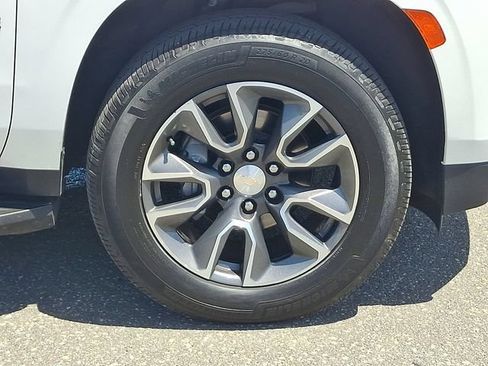 Used 2021 Chevrolet Tahoe LT AWD/4WD image 27