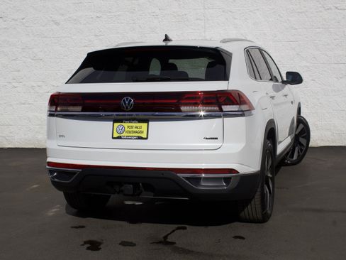 New 2026 Volkswagen Atlas Cross Sport SEL image 7