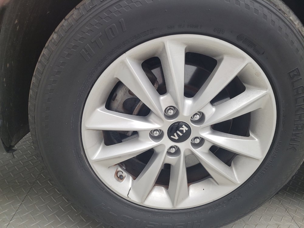 Used 2019 Kia Sorento AWD image 31