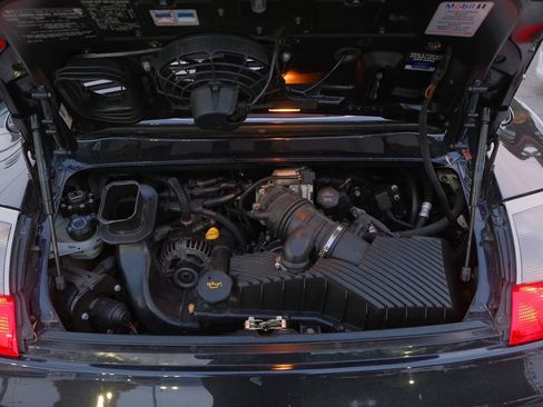 Used 2004 Porsche 911 Carrera 4S image 29